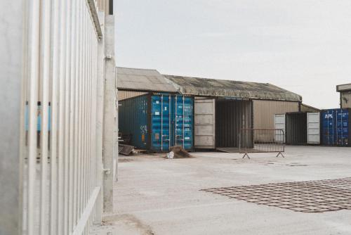 fabrica-exterior-min